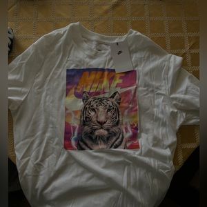 Nike tee shirt